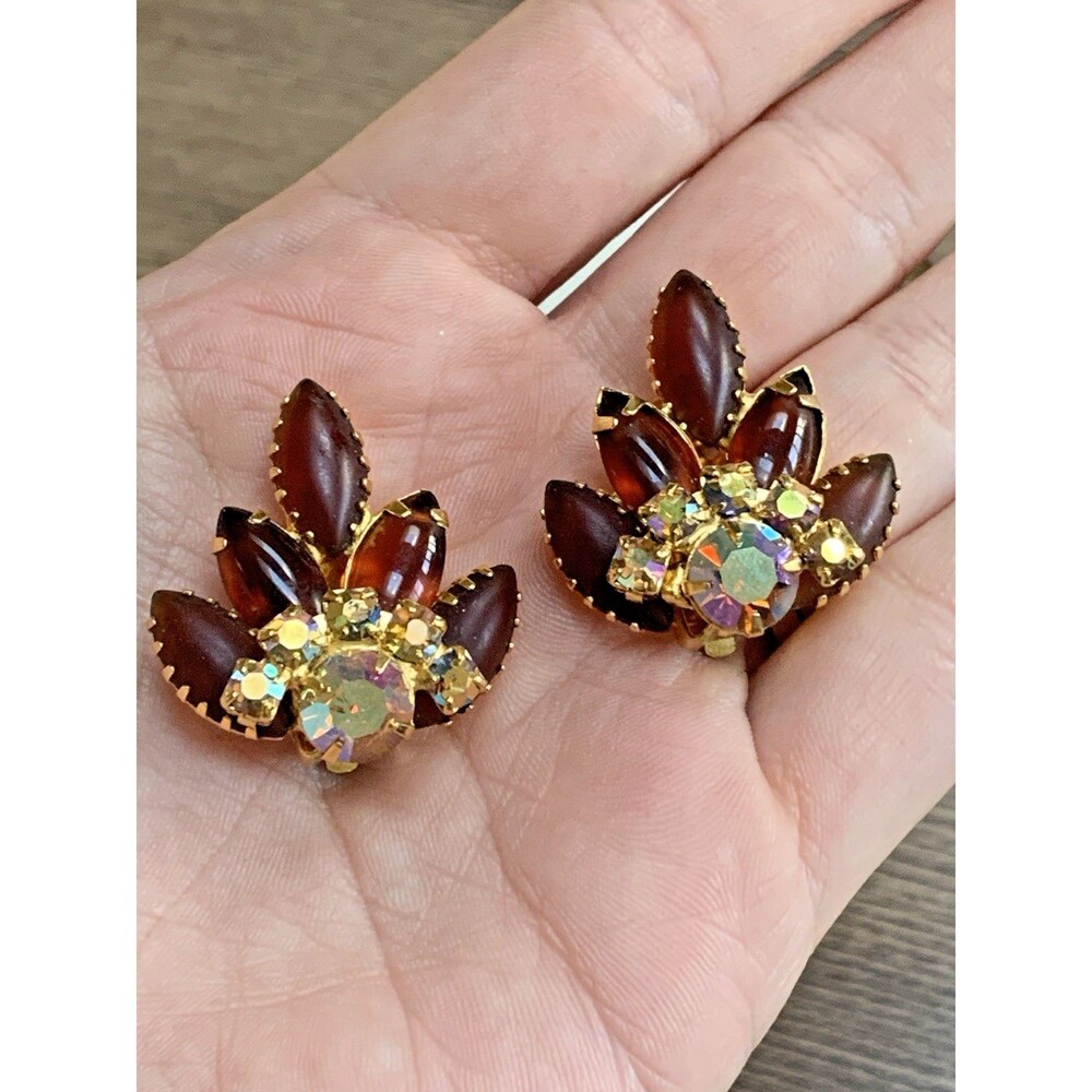 Vintage Amber Rhinestone Cluster Earrings Gold Tone AB Crystal Leaf Clip On
